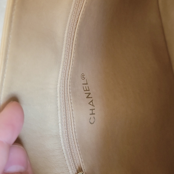 CHANEL Vintage - Picture 15 of 17